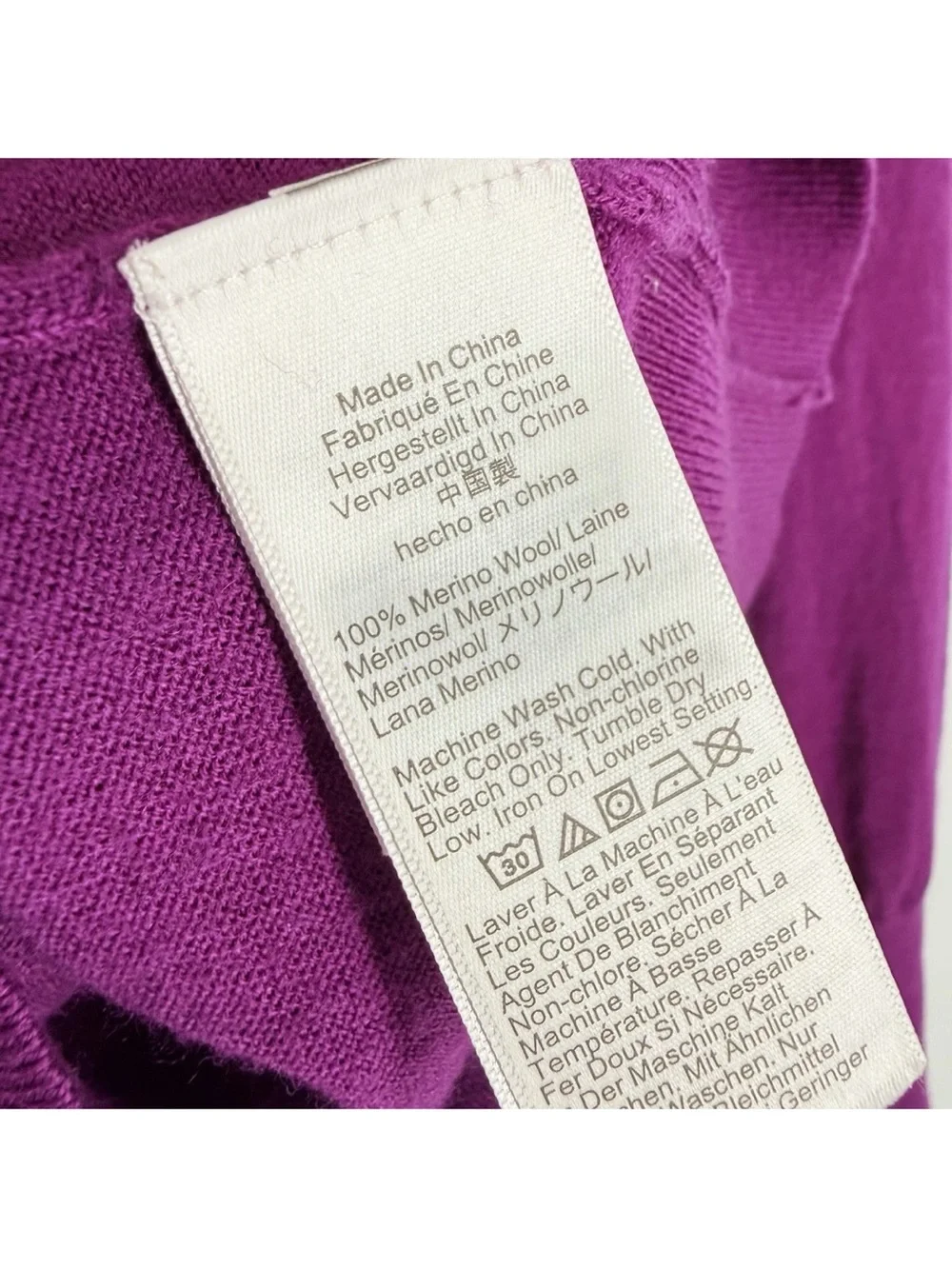 J Crew Merino Wool Sweater Womens Size Medium Magenta Lightweight V-Neck